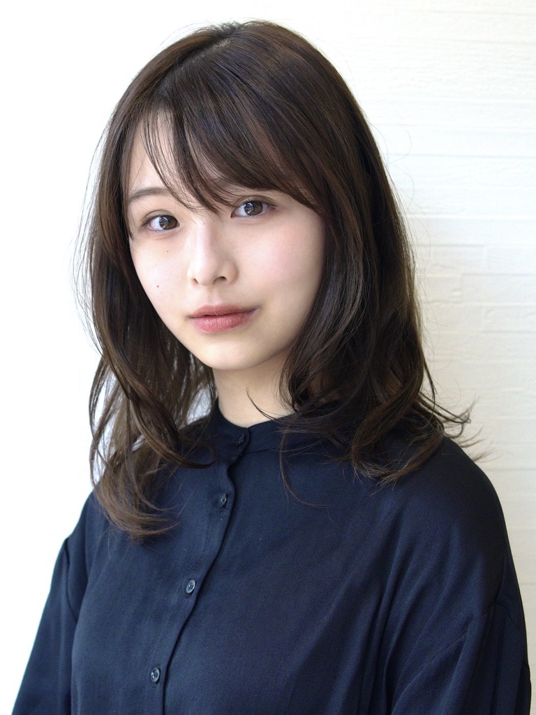ラパンアジール掲載のセミロングヘアスタイル